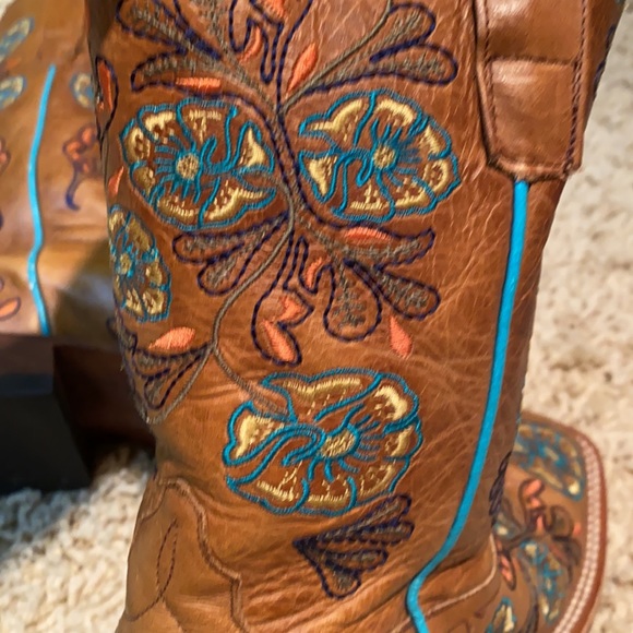 Macie Bean Western Cowboy Boots Turquoise Trim - Picture 9 of 13